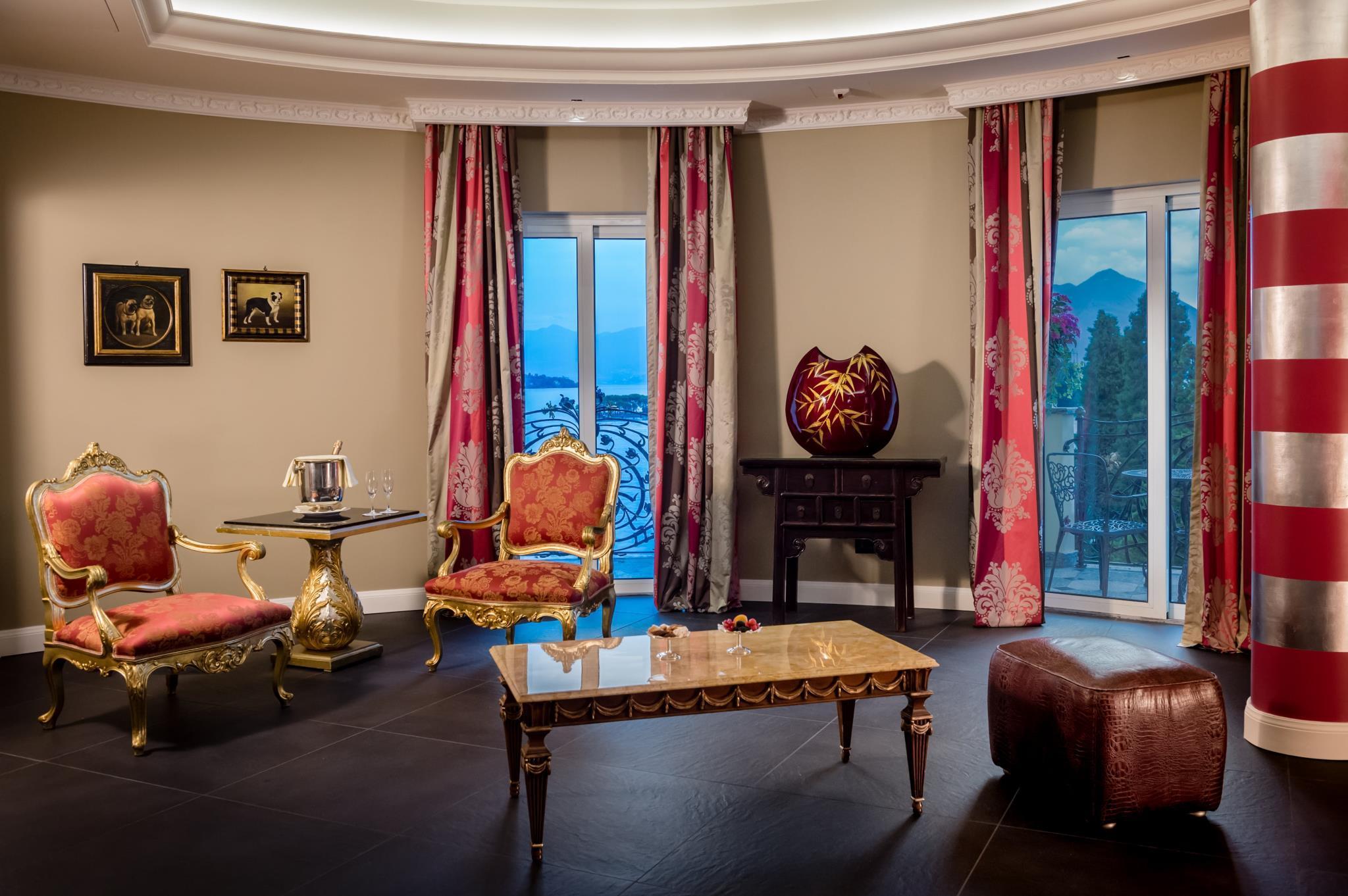 E Palazzo Aminta Hotel 5*