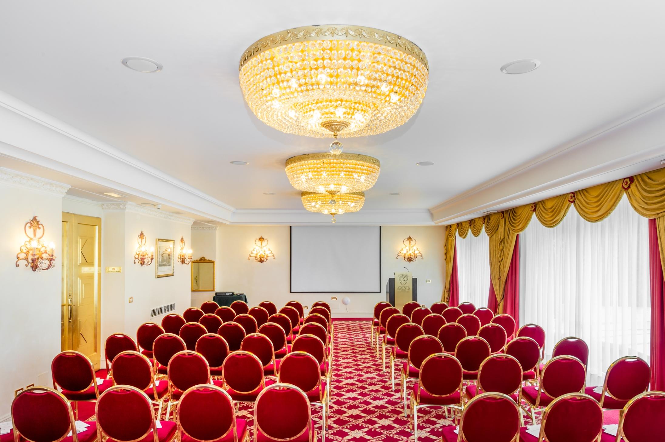 Hotel E Palazzo Aminta 5*