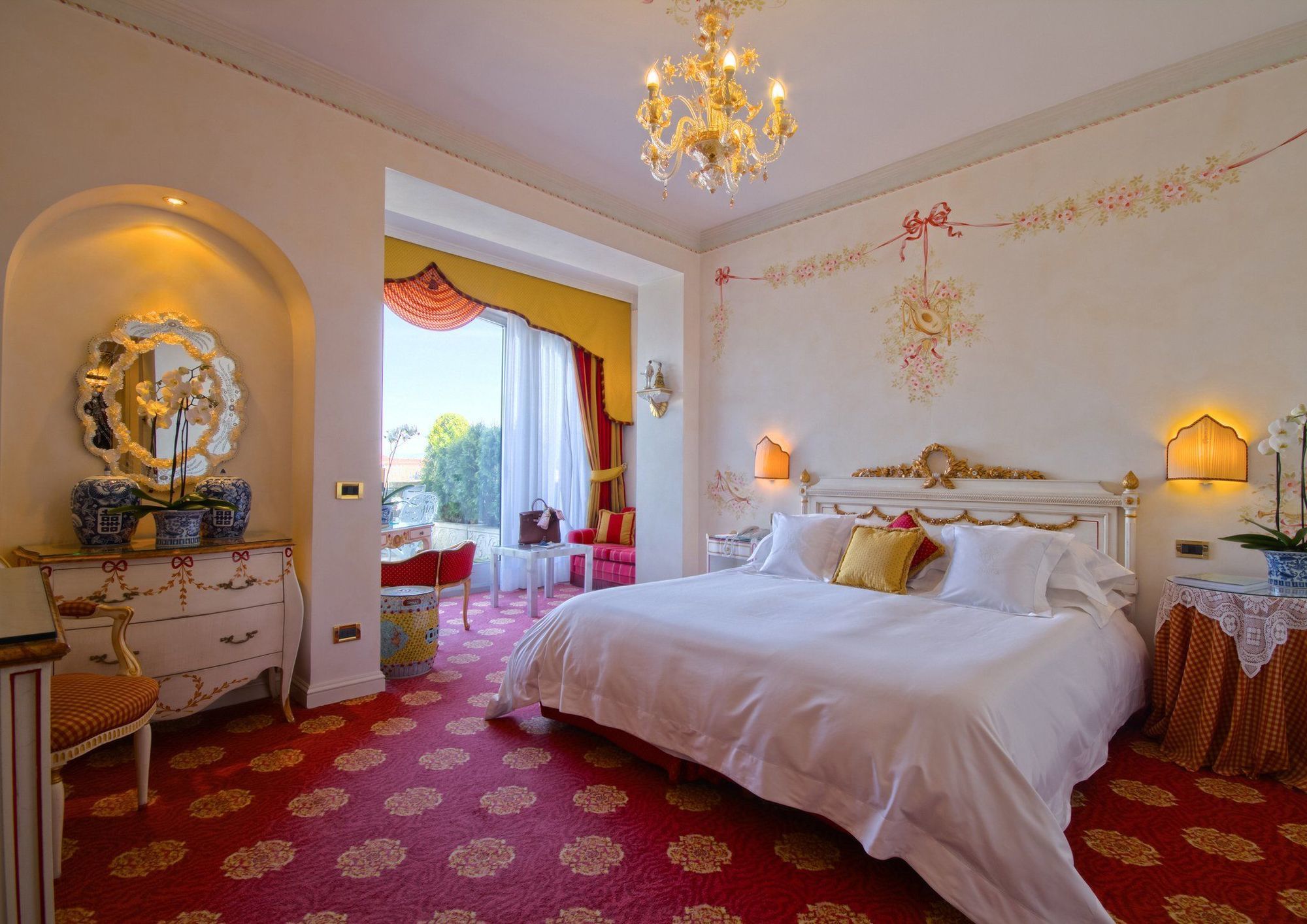 Hotel E Palazzo Aminta 5*