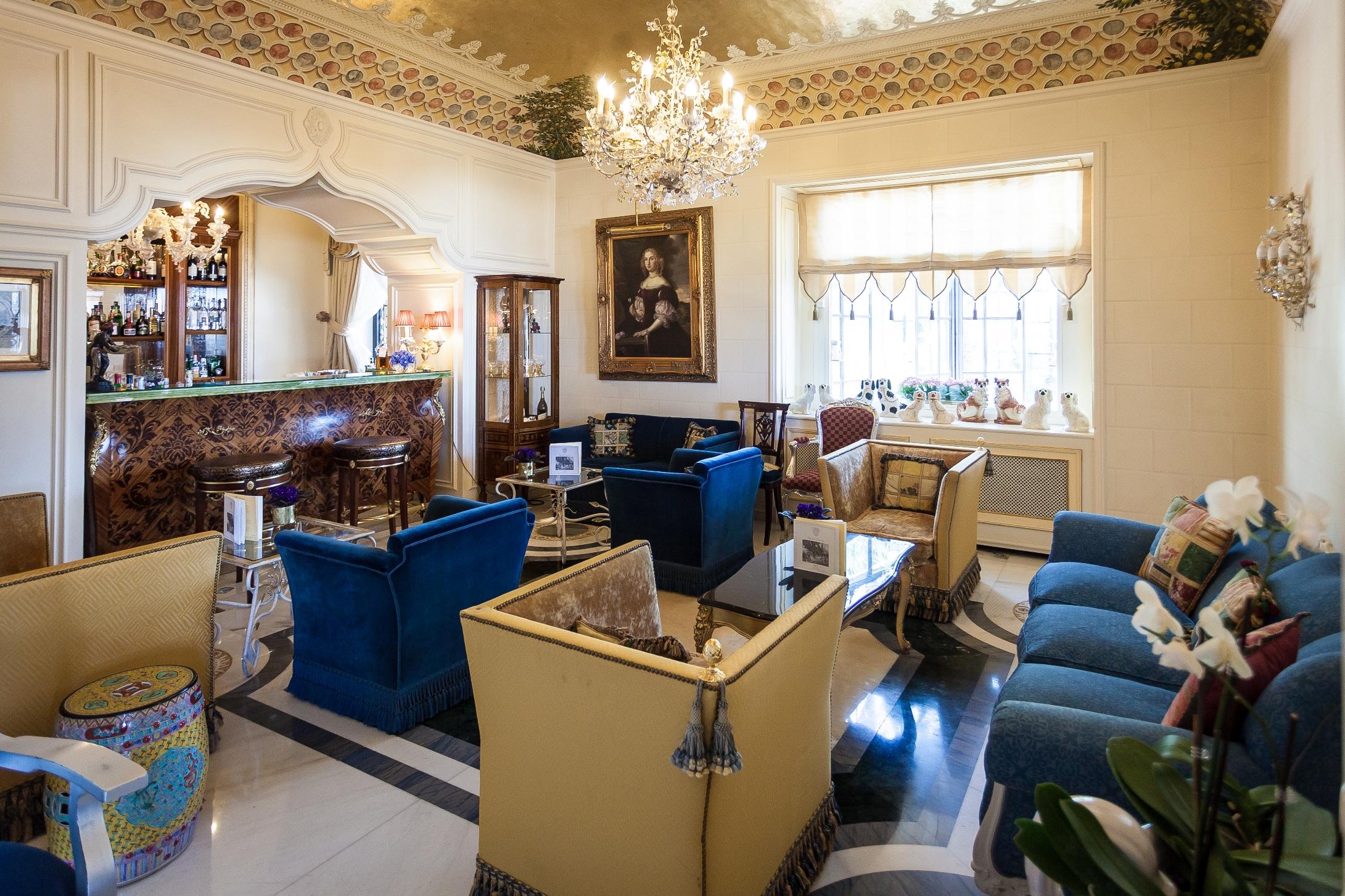 Hotel E Palazzo Aminta 5*